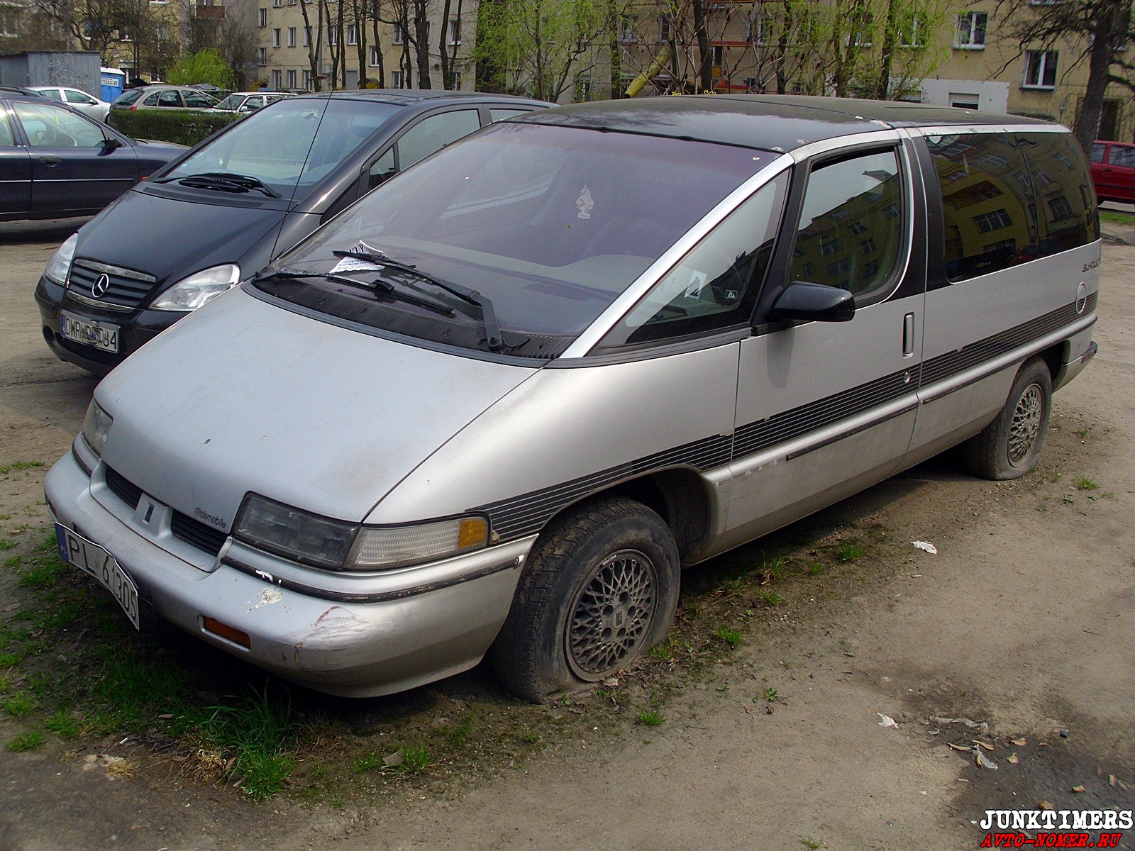 PL 61305, Oldsmobile Silhouette 1st gen (GMT199), 1989–1996