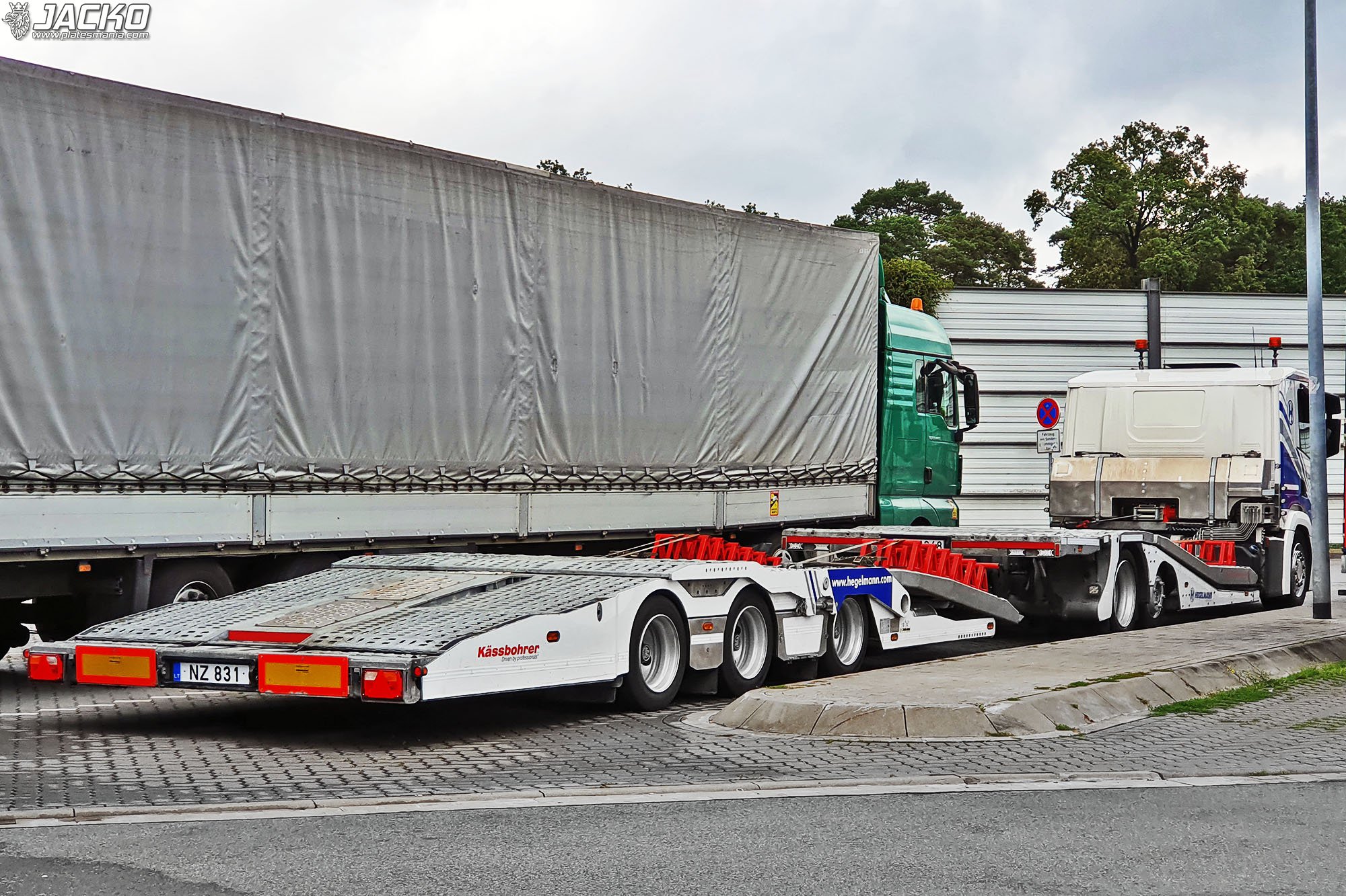 NZ 831, Kässbohrer SO-Series 