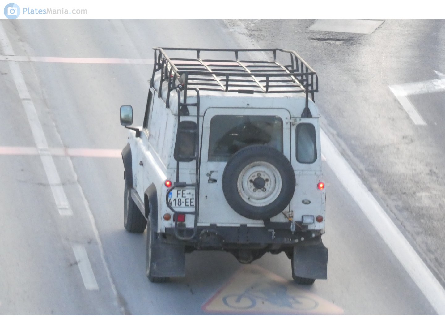 FE-418-EE, Land Rover Defender 1st gen 110