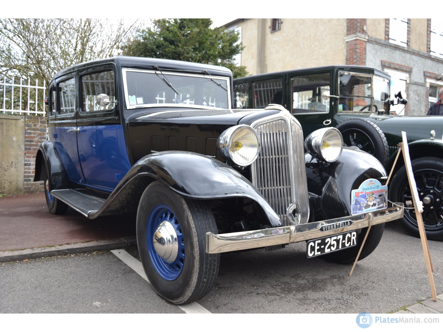 CE-257-CR, Renault Vivastella 