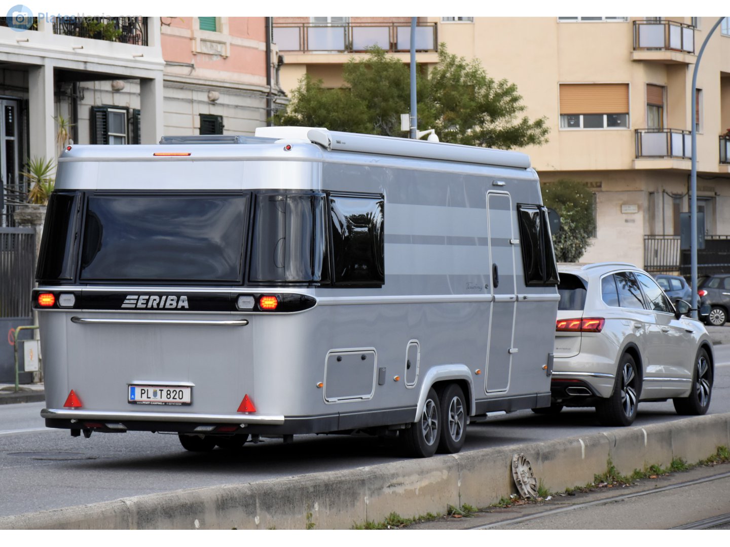 PL T 820, Eriba Touring 