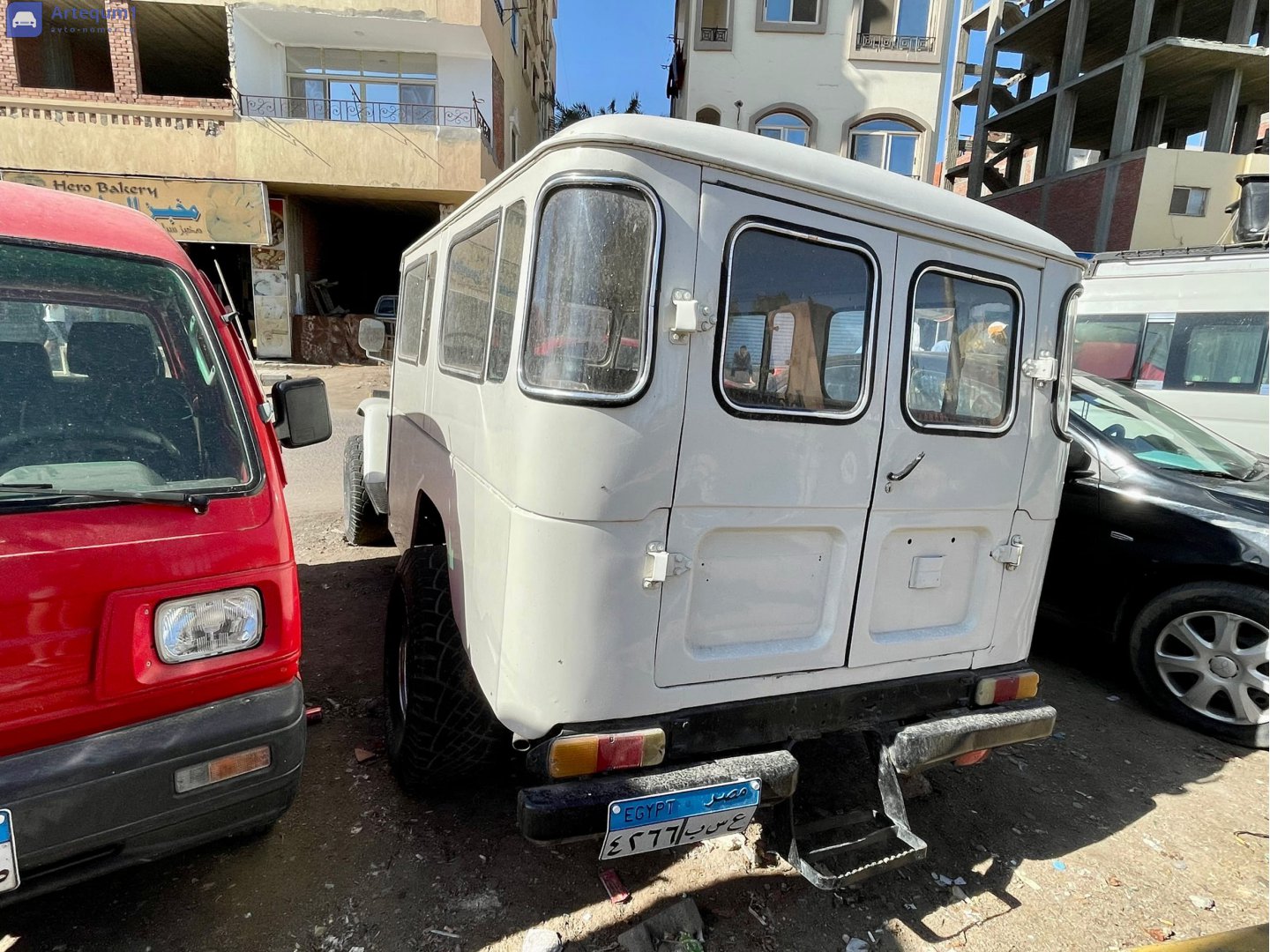 ٤٢٦٦ بسع, Toyota Land Cruiser 40 3-door Troop Carrier (J47), 1960–1984