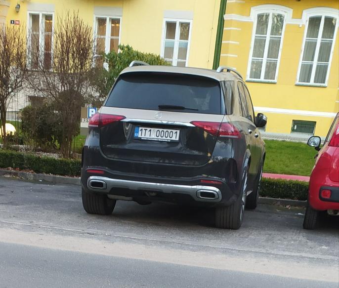 1T1 00001, Mercedes-Benz GLE-Klasse 2nd gen SUV (V167), 2019–