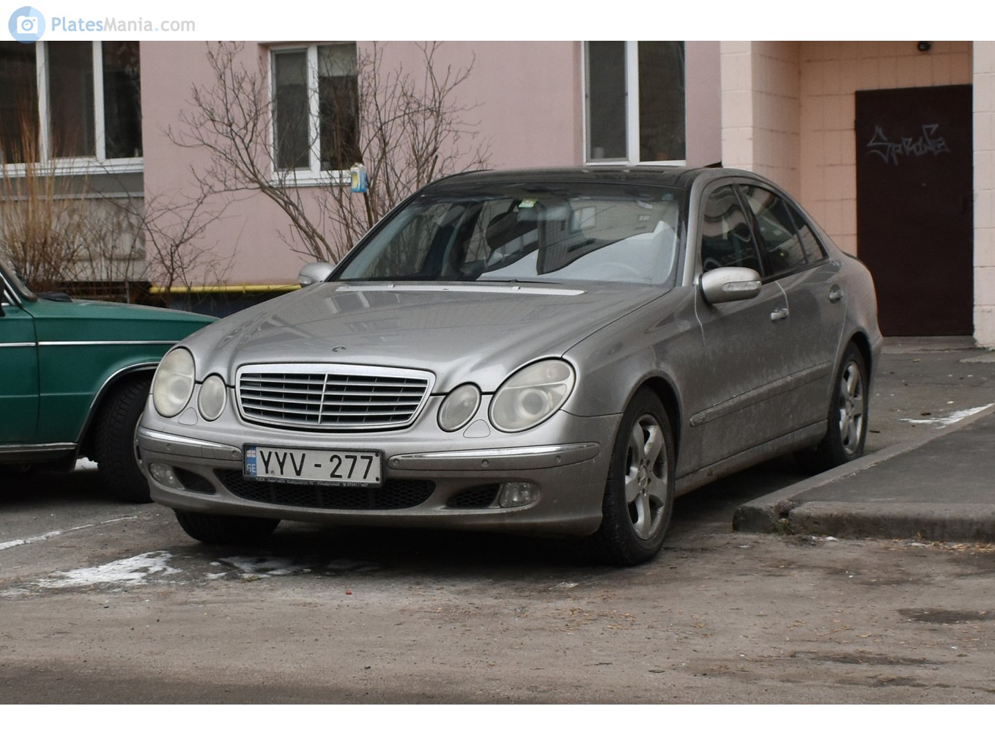 YYV-277, Mercedes-Benz E-Klasse 3rd gen Sedan (W211), 2002­–2009