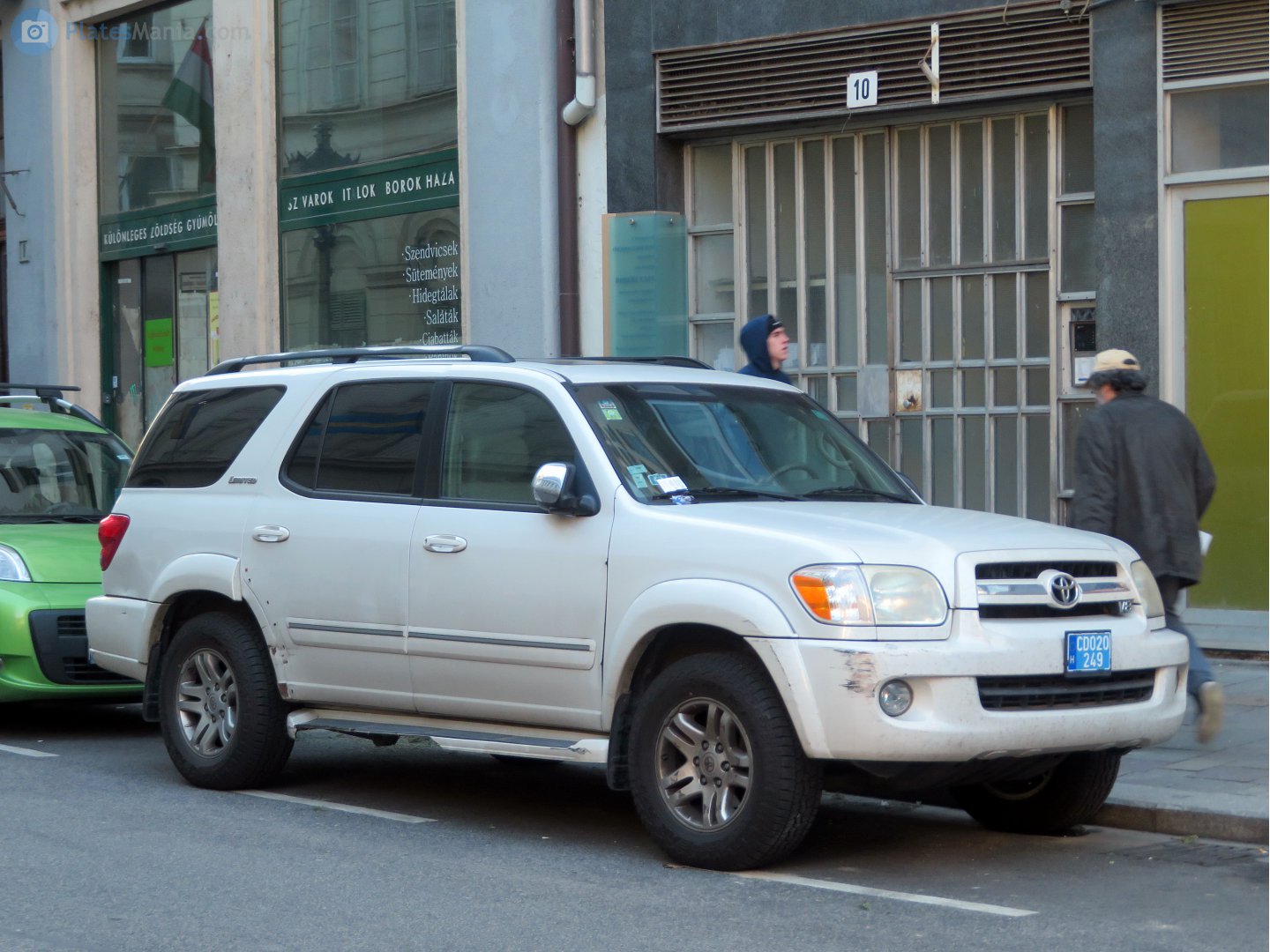 CD020-249, Toyota Sequoia 1st gen (XK30/XK40), 2000–2007