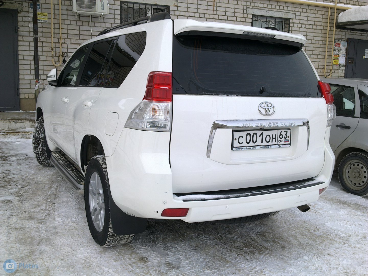 с 001 он 63, Toyota Land Cruiser Prado 4th gen 5-door SUV (J150), 2009–2013