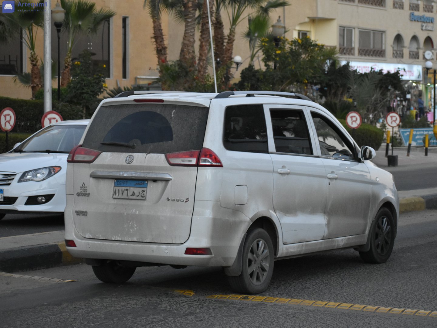 ٨١٧٦ ھرج, DFSK Glory 330s 