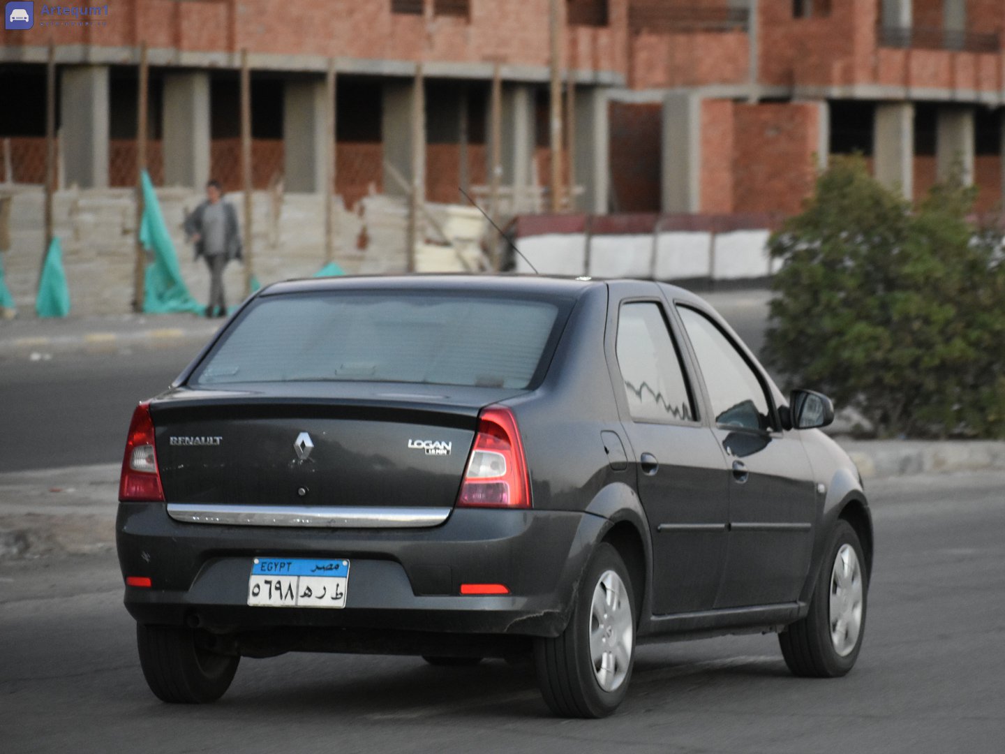 ٥٦٩٨ ھرط, Renault Logan 1st gen Sedan (LS0*/LS1*), 2004–2009