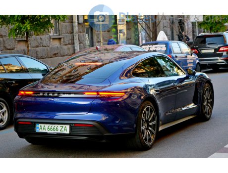 AA 6666 ZA, Porsche Taycan
