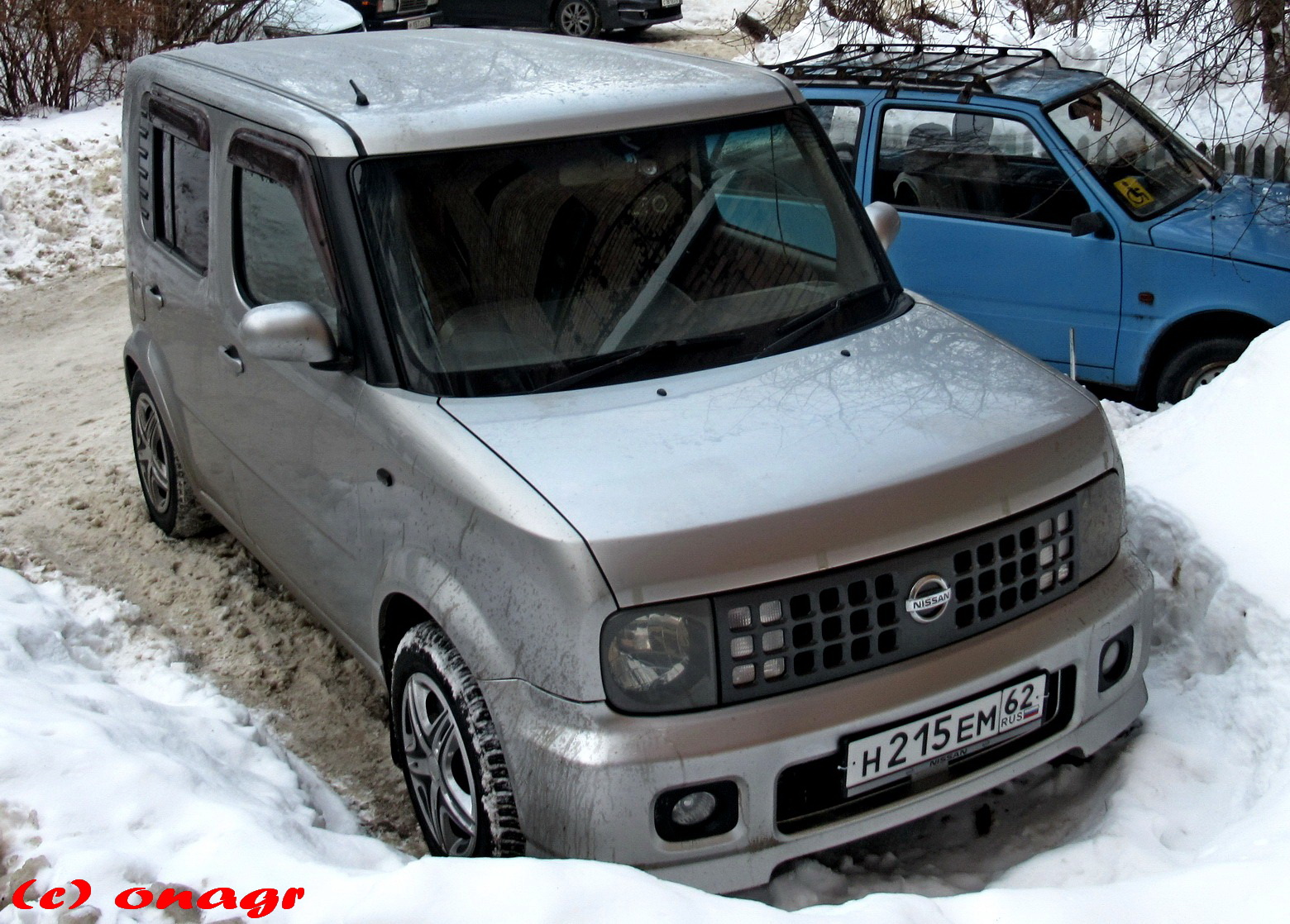 н 215 ем 62, Nissan Cube 2nd gen (Z11), 2002–2008