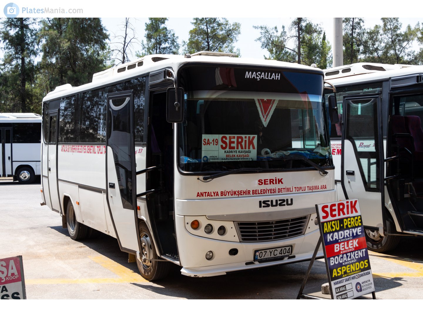 07 YC 404, Isuzu Roybus 