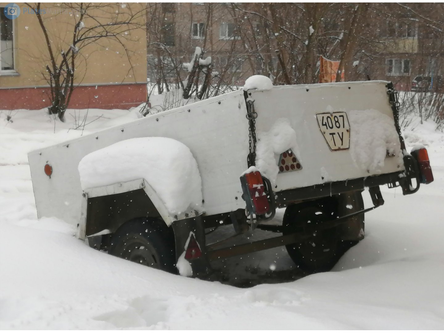 4087 ТУ, Kurganmashzavod (KMZ) 8136 