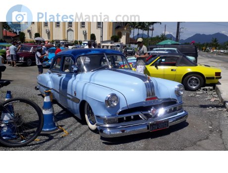 AOW-0052, Pontiac Chieftain