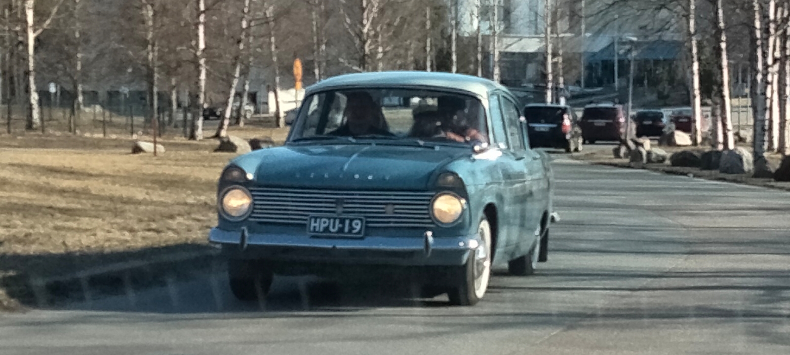 HPU-19, Hillman Super Minx 