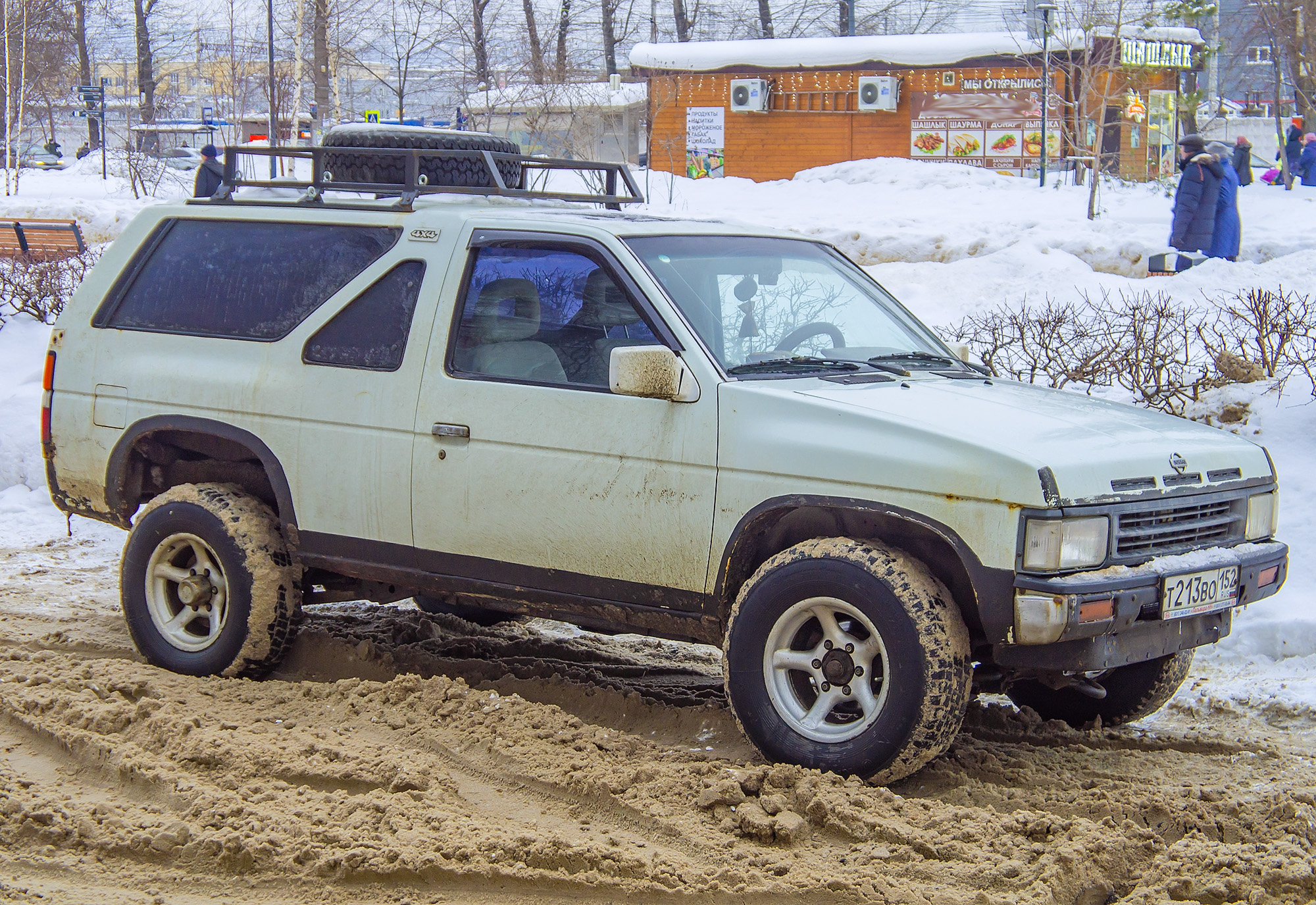 т 213 во 152, Nissan Pathfinder 1st gen 3-door SUV (WD21), 1985–1992