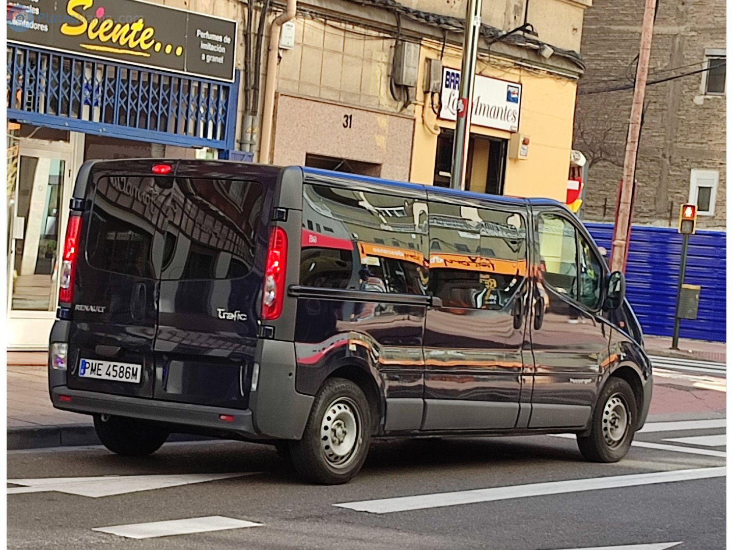 PME 4586 M, Renault Trafic 2nd gen (X83), 2001–2014