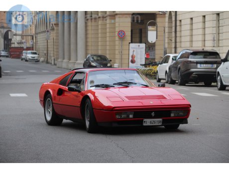 MI 6Z6198, Ferrari 328
