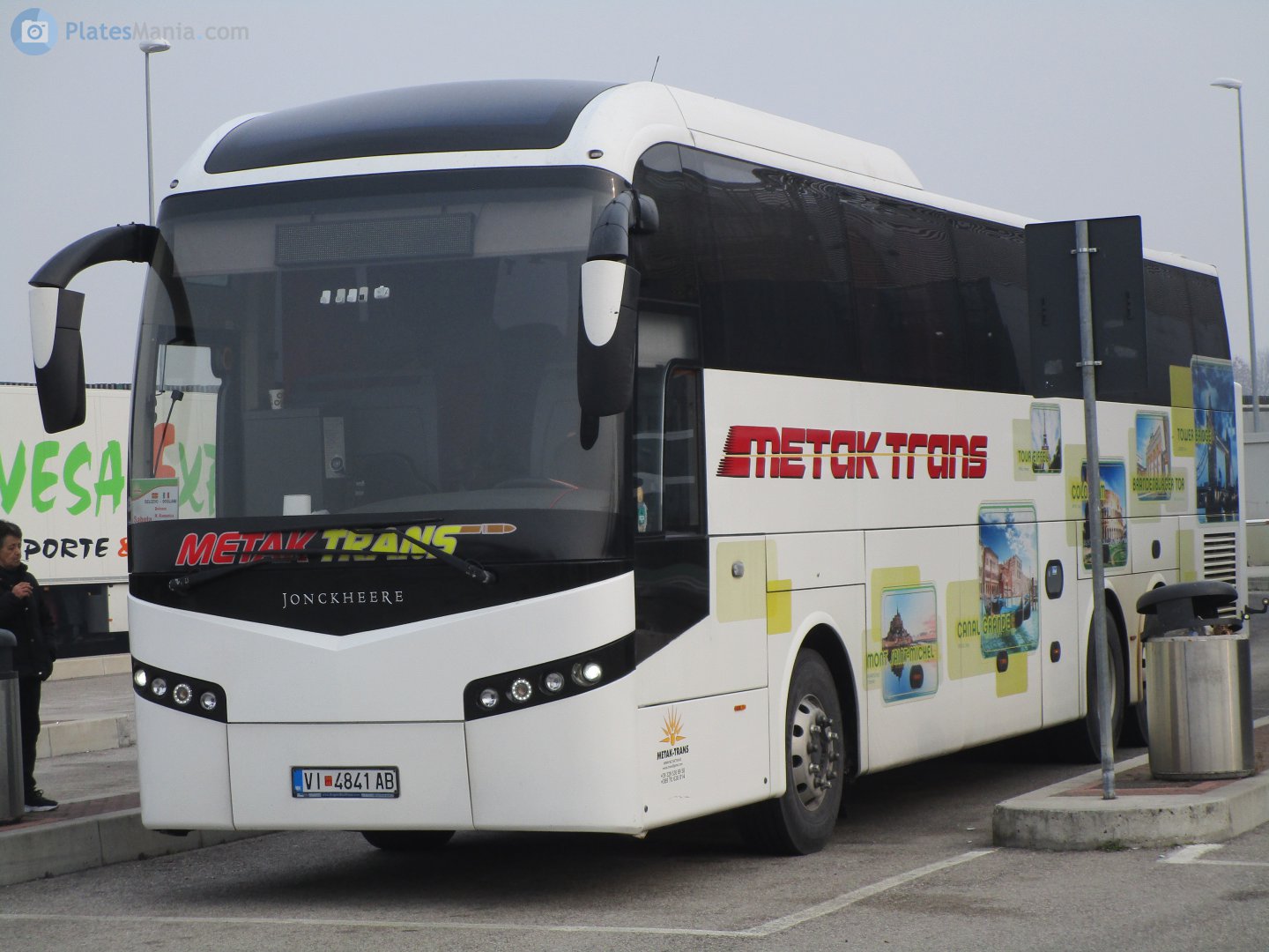 VI 4841 AB, Jonckheere SHV 