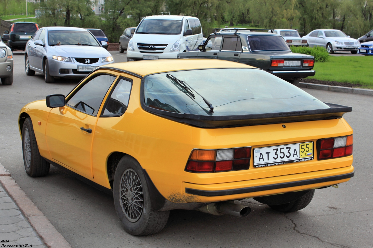 ат 353 а 55, Porsche 924 1st gen (425), 1976–1988
