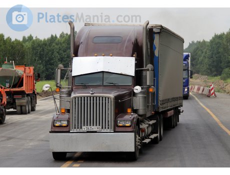 у363кт60, Freightliner FLD