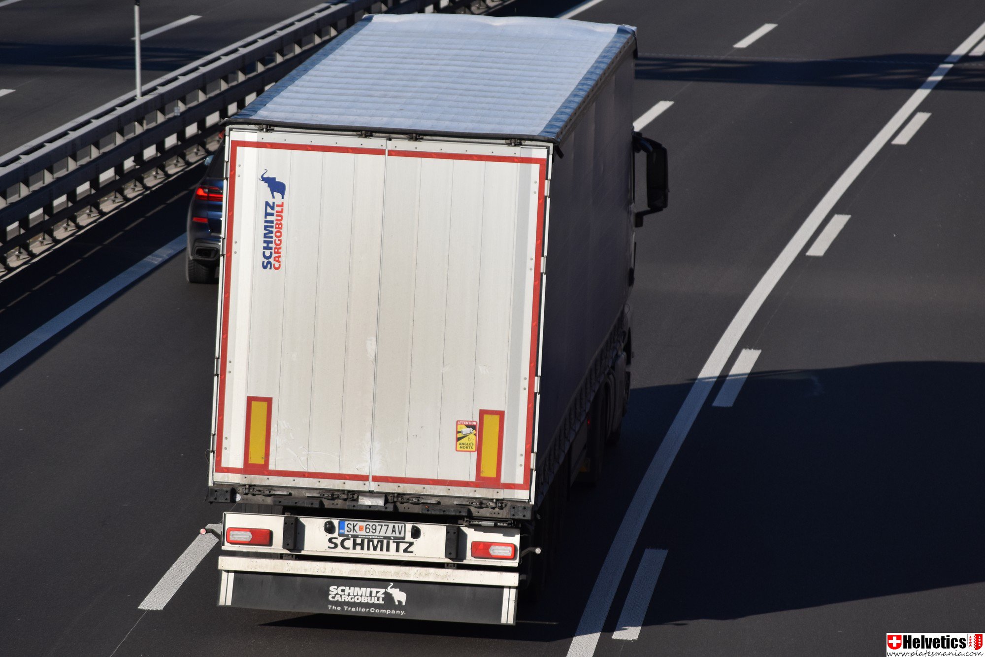 SK 6977 AV, Schmitz SCS 