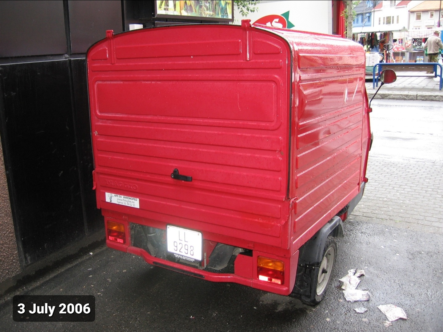 LL 9298, Piaggio Ape 