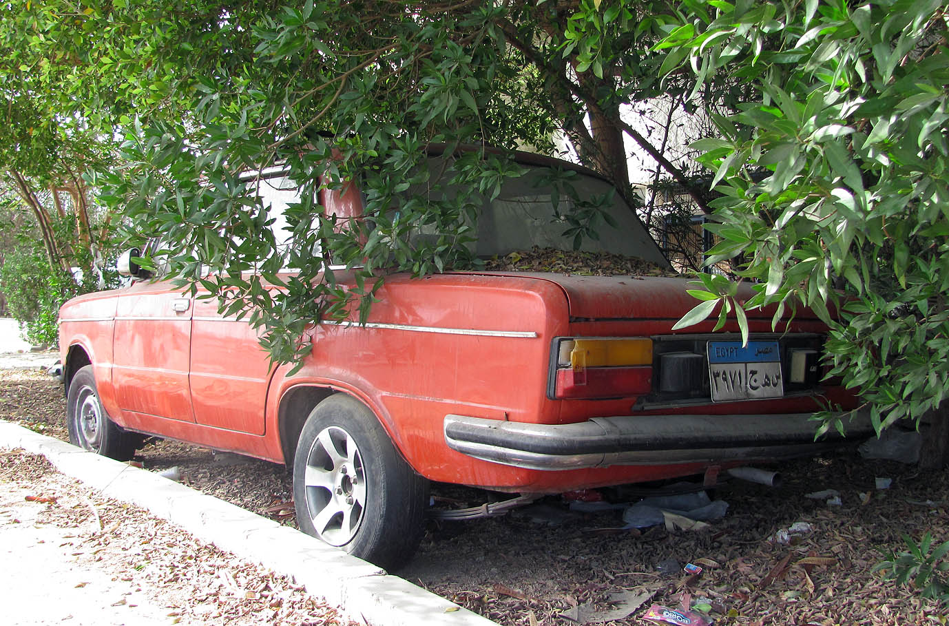 ٣٩٧١ جھس, Polski Fiat 125p 115C Sedan, 1967–1975