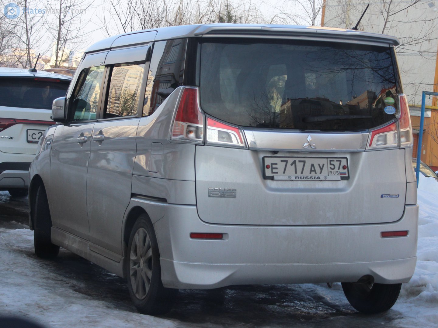 е 717 ау 57, Mitsubishi Delica D:2 