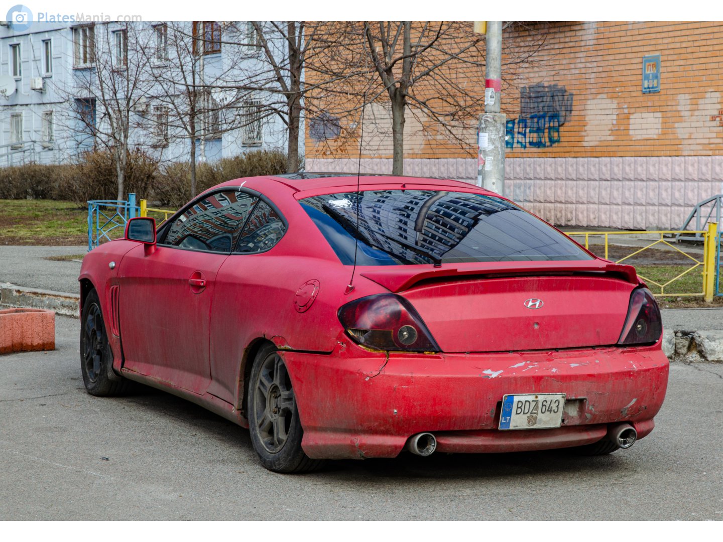 BDZ 643, Hyundai Tiburon 2nd gen (GK), 2002–2006