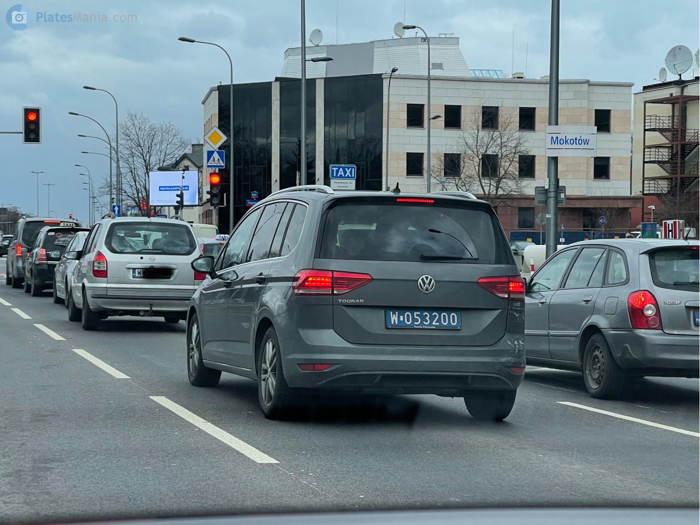 W 053200, Volkswagen Touran 2nd gen (5T1), 2015–