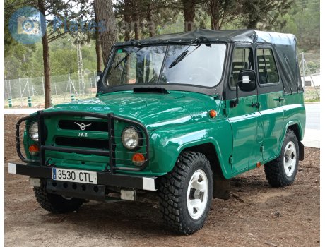 3530 CTL, UAZ 469/3151
