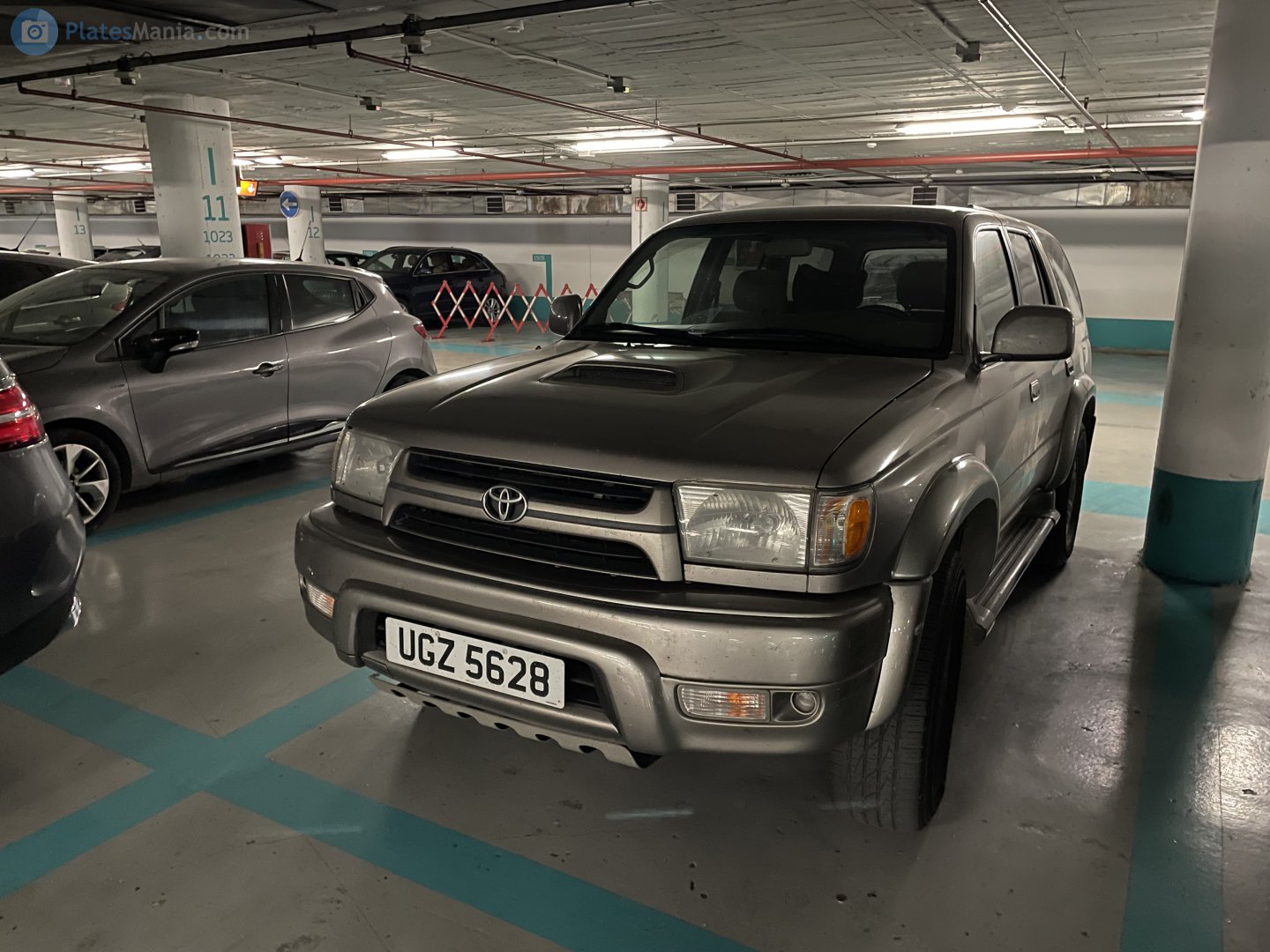 UGZ5628, Toyota 4Runner 3rd gen (N180), 1995–2002