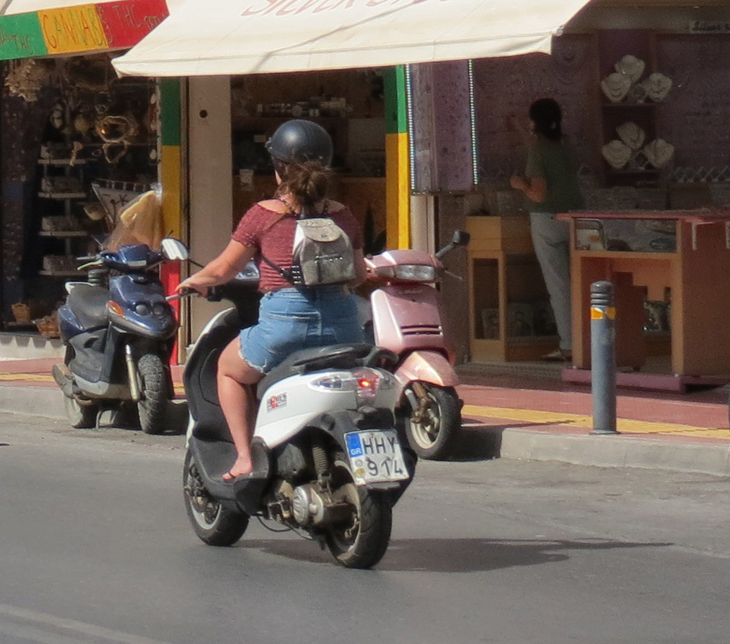 HHY-914, Piaggio Fly 1st gen, 2004–2012