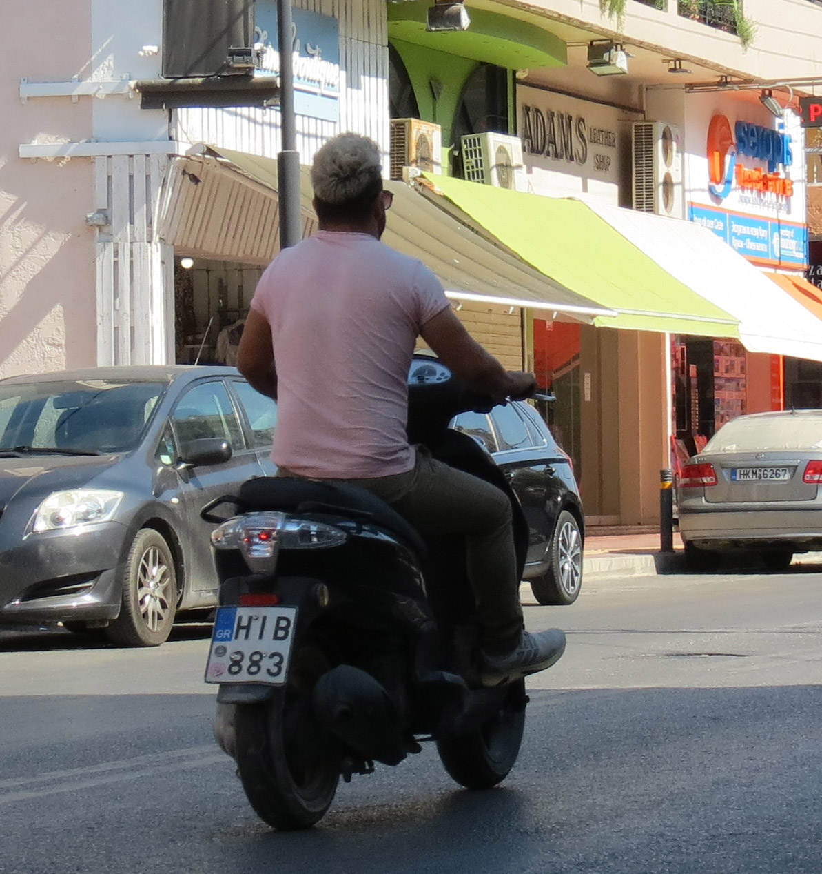 HIB-883, Derbi Boulevard 