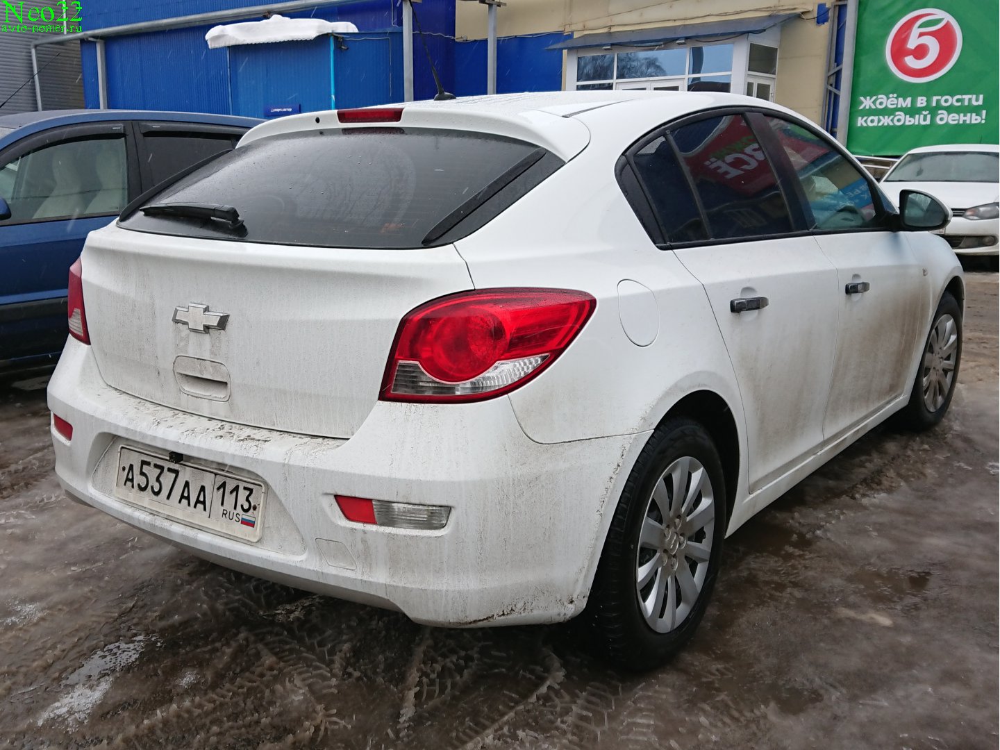 а 537 аа 113, Chevrolet Cruze 1st gen Hatch (J300), 2011–2016