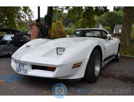 676 DZH 77, Chevrolet Corvette