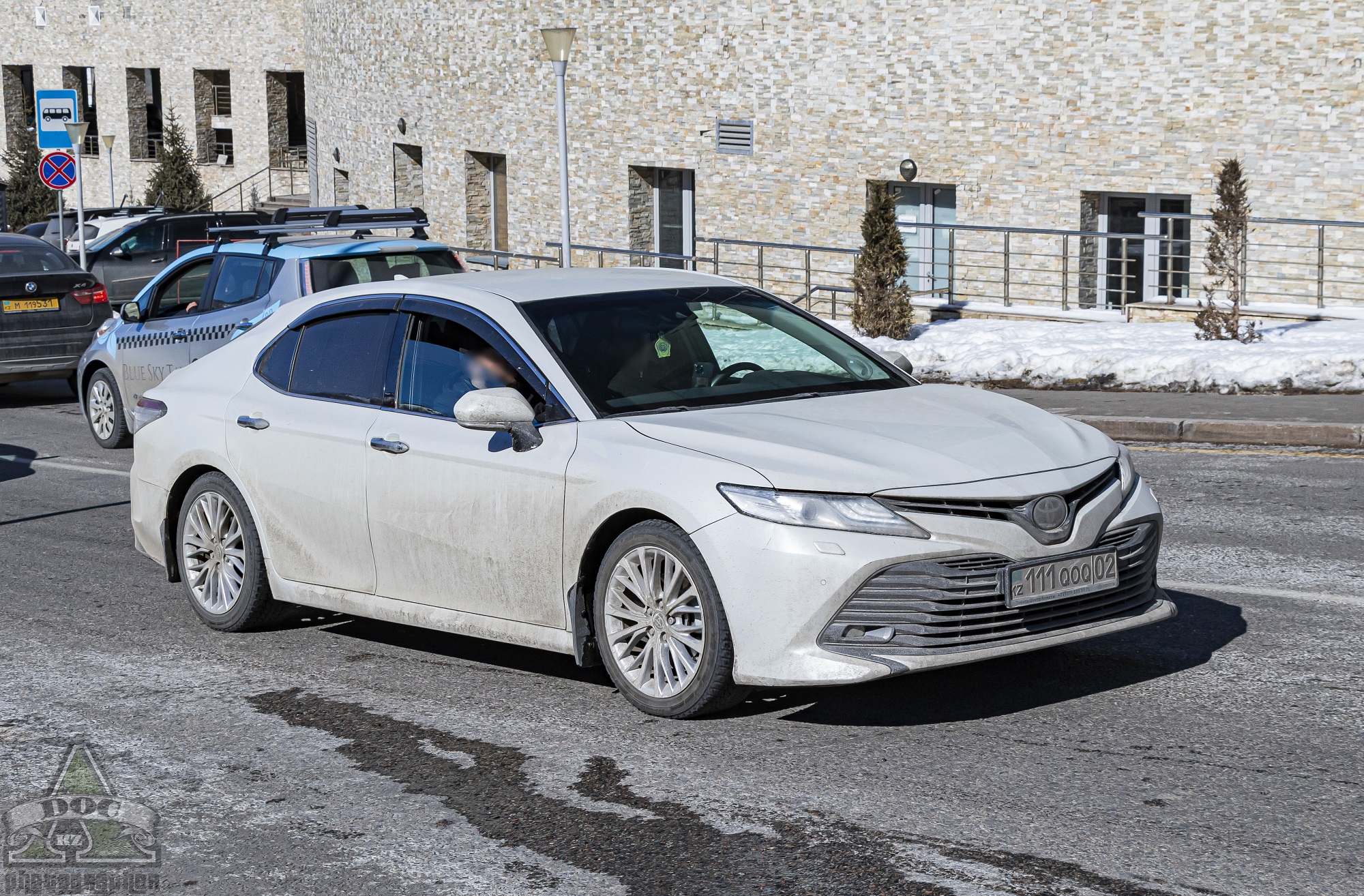 111 QOQ 02, Toyota Camry 8th gen (XV70), 2017–