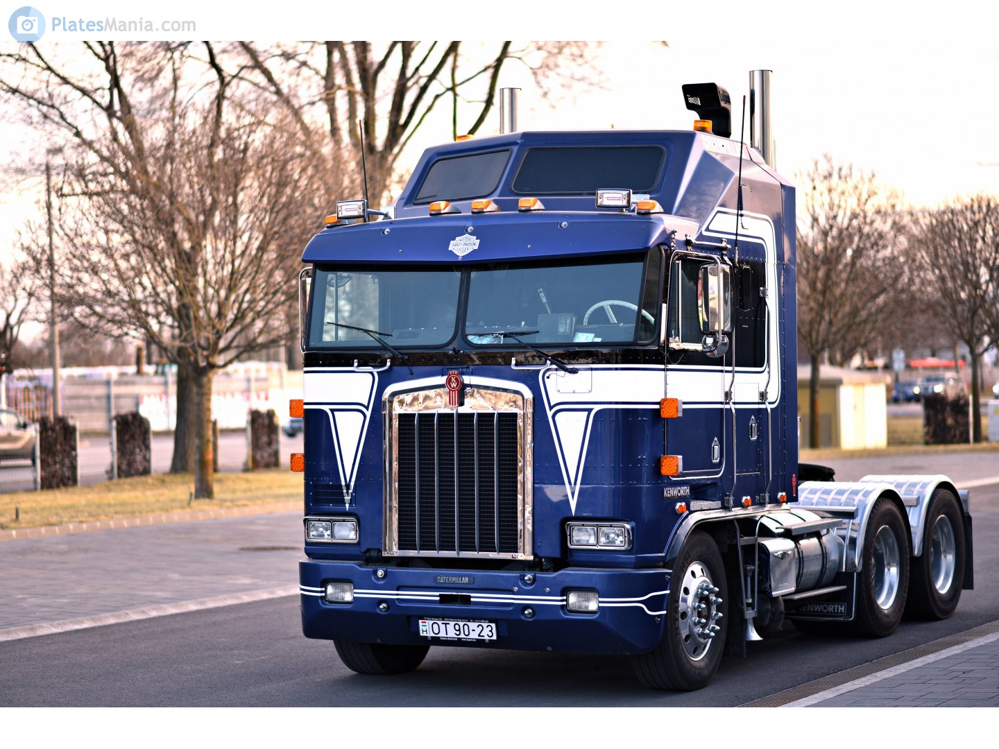 OT 90-23, Kenworth K100 