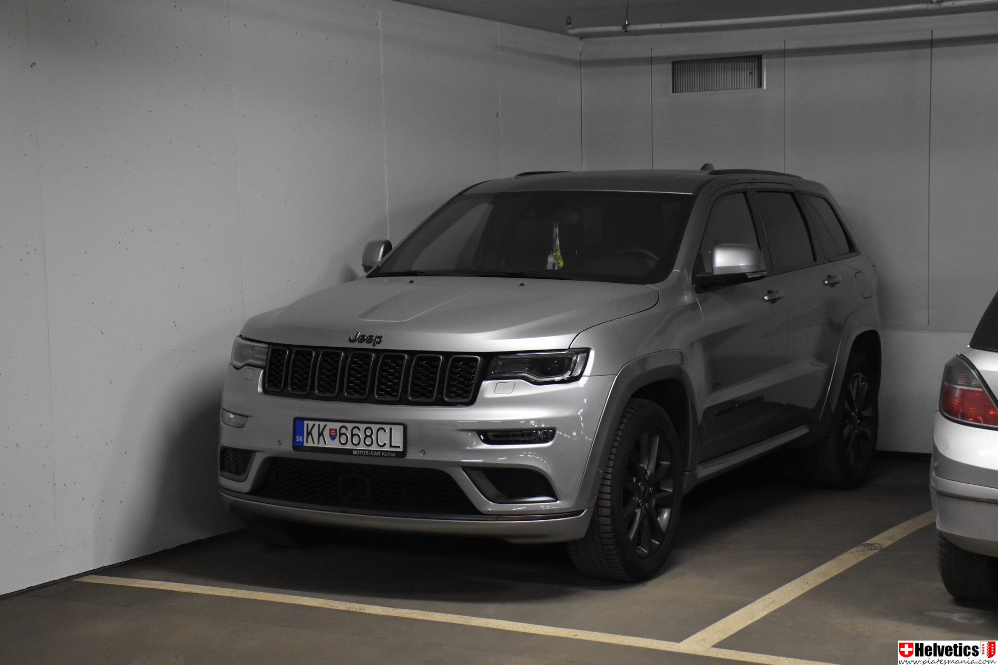KK-668CL, Jeep Grand Cherokee 4th gen (WK2), facelift, 2013–2022