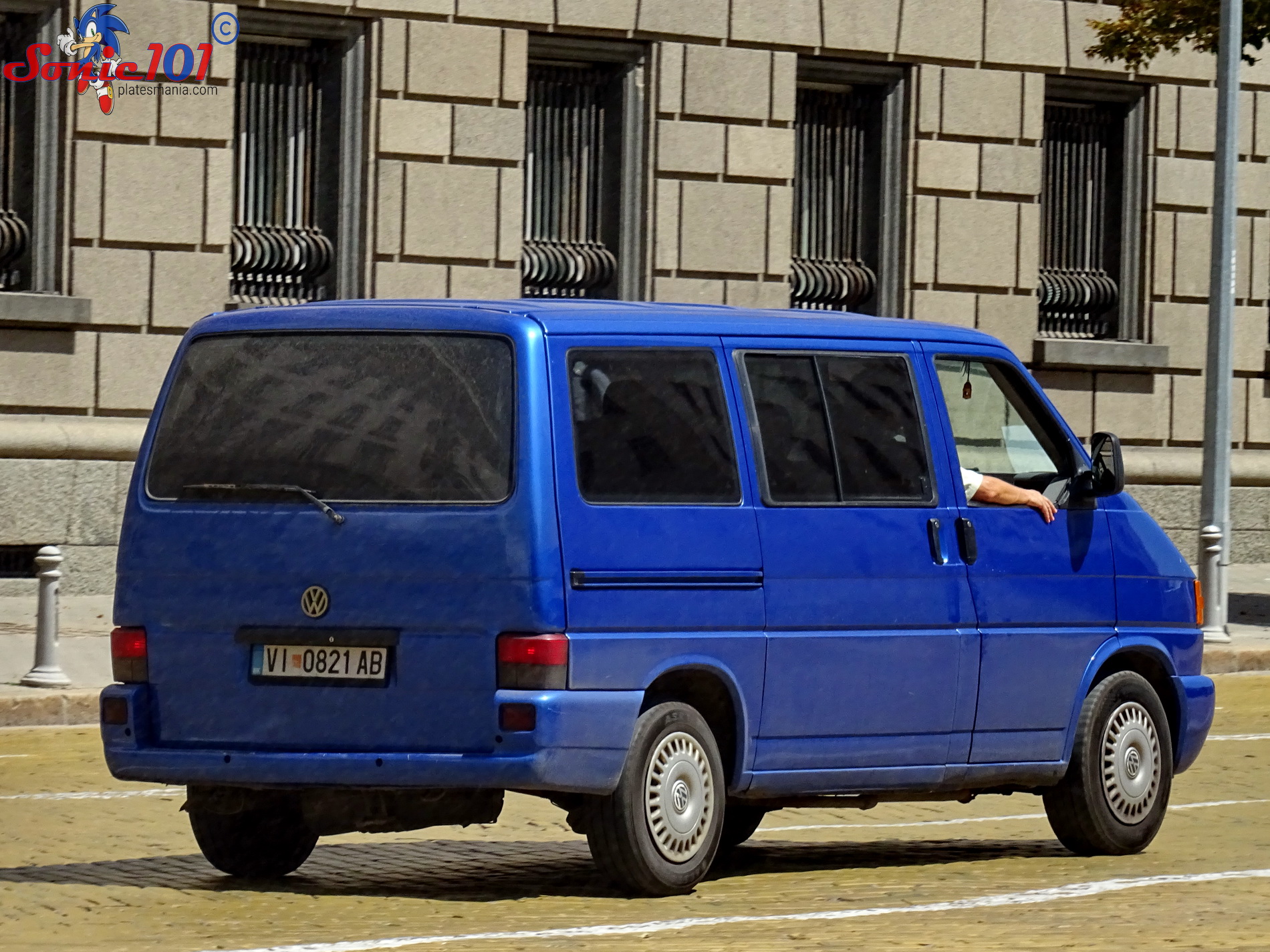VI 0821 AB, Volkswagen Caravelle T4, 1996–2003