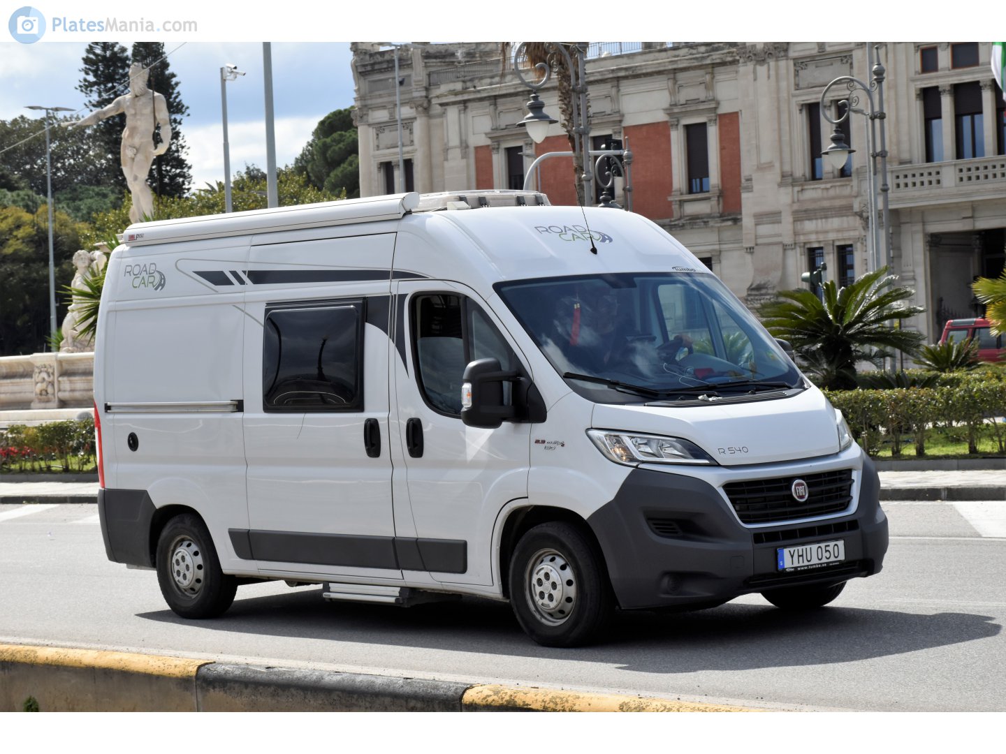 YHU 050, Pössl Roadcar 