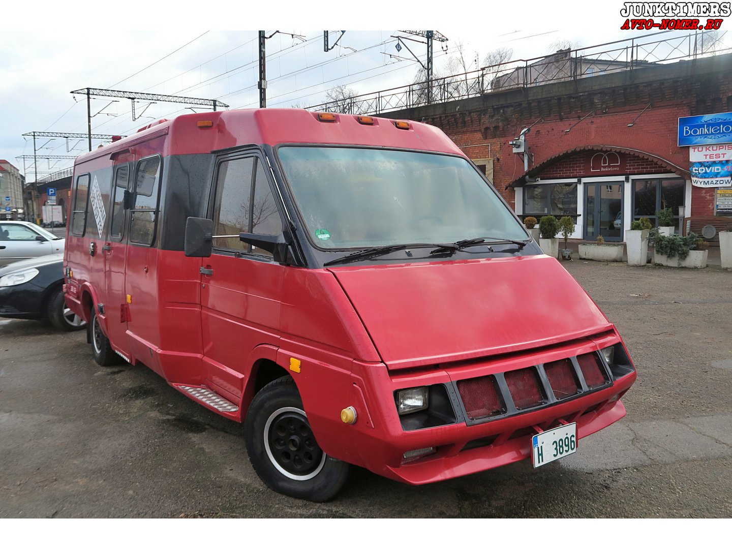 H 3896, Winnebago LeSharo 