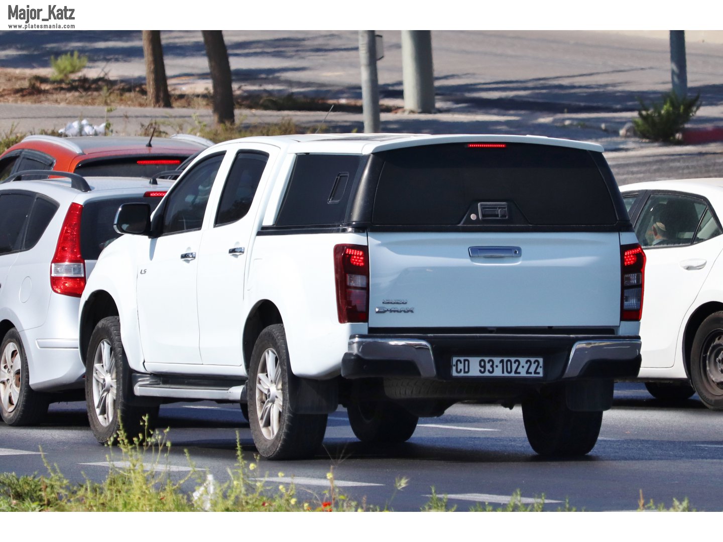 93-102-22, Isuzu D-Max 2nd gen (RT50), 2011–2021