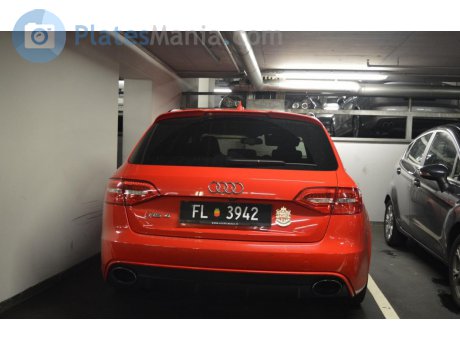 FL 3942, Audi RS4