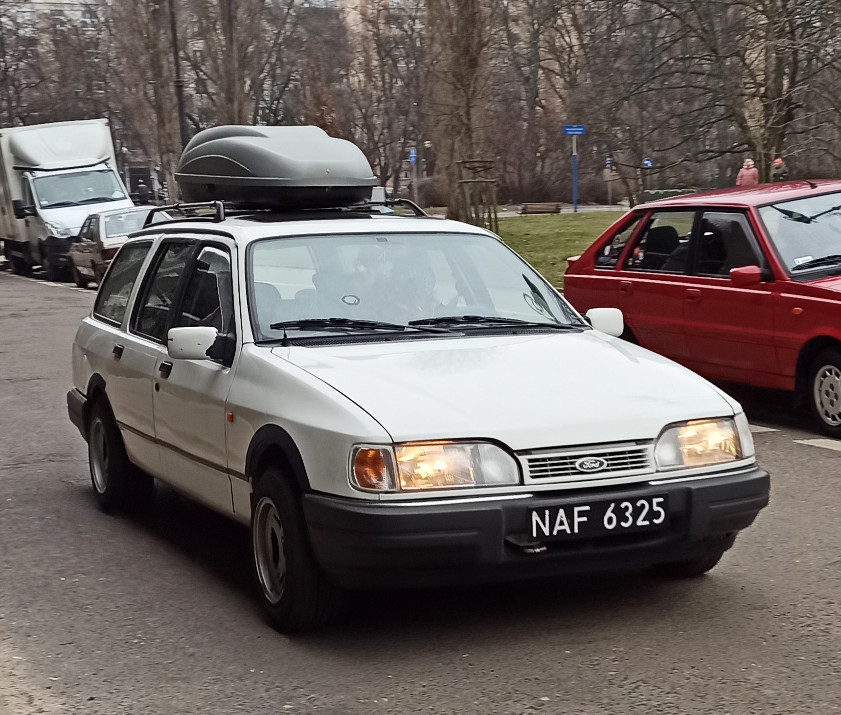 NAF 6325, Ford Sierra 1st gen 5-door Liftback (BAG/GBG), facelift, 1987–1993