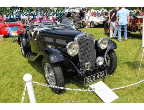 BLX 454, Triumph Gloria