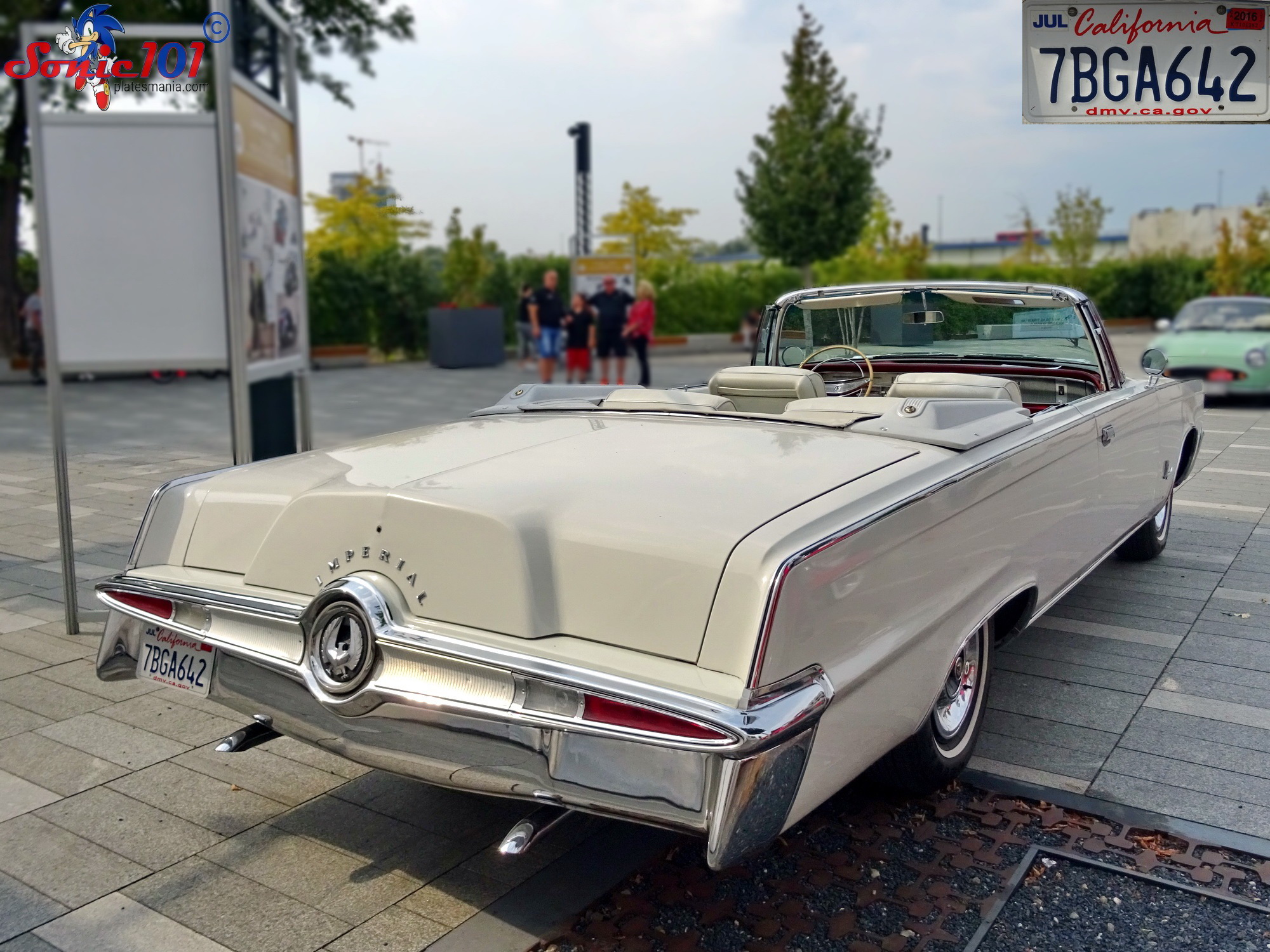 7BGA642, Imperial Crown 