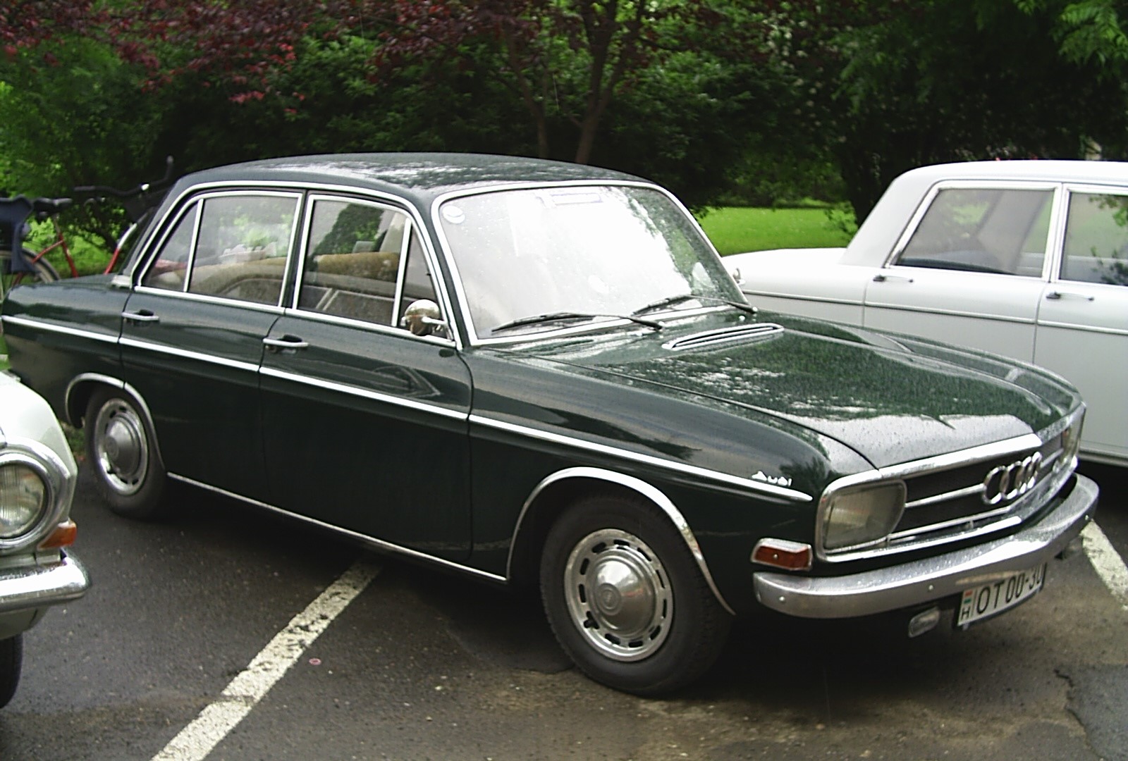 OT 00-30, Audi 60 1st gen 4-door Sedan (F103), 1968–1973