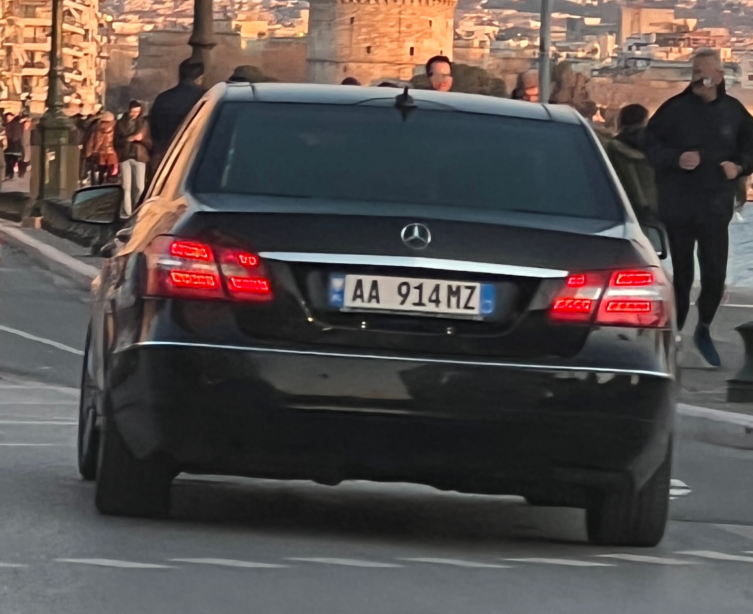 AA 914 MZ, Mercedes-Benz E-Klasse 4th gen Sedan (W212), 2009­–2013