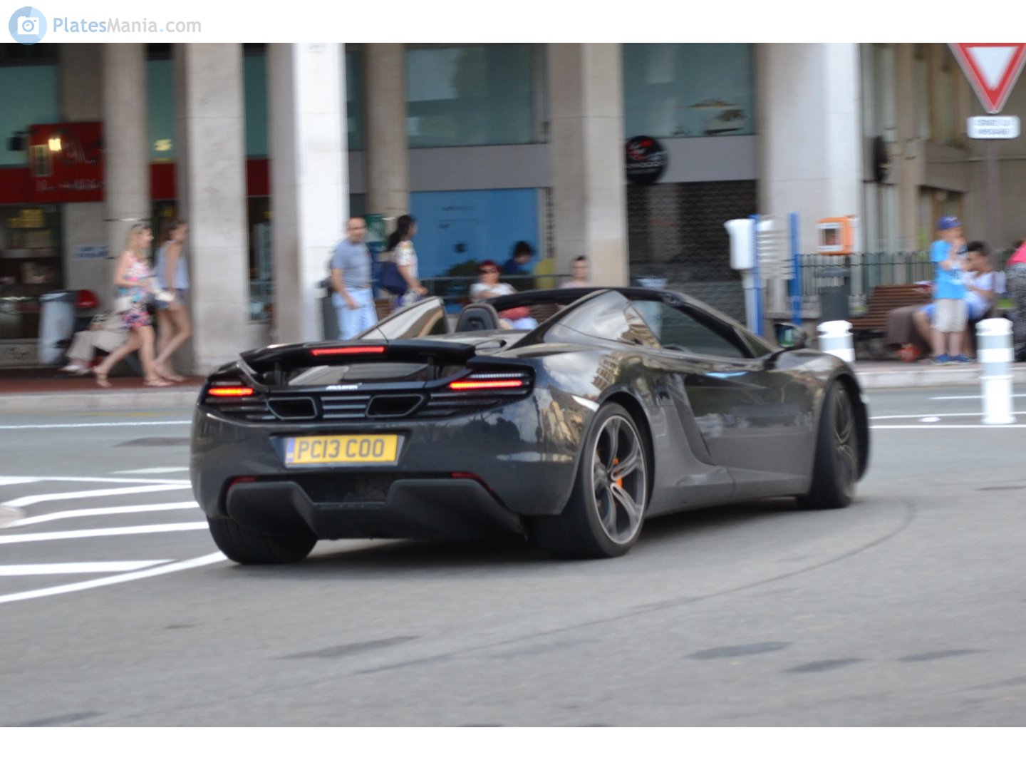 PC13COO, McLaren MP4-12C MP4-12C Spider, 2012–2014